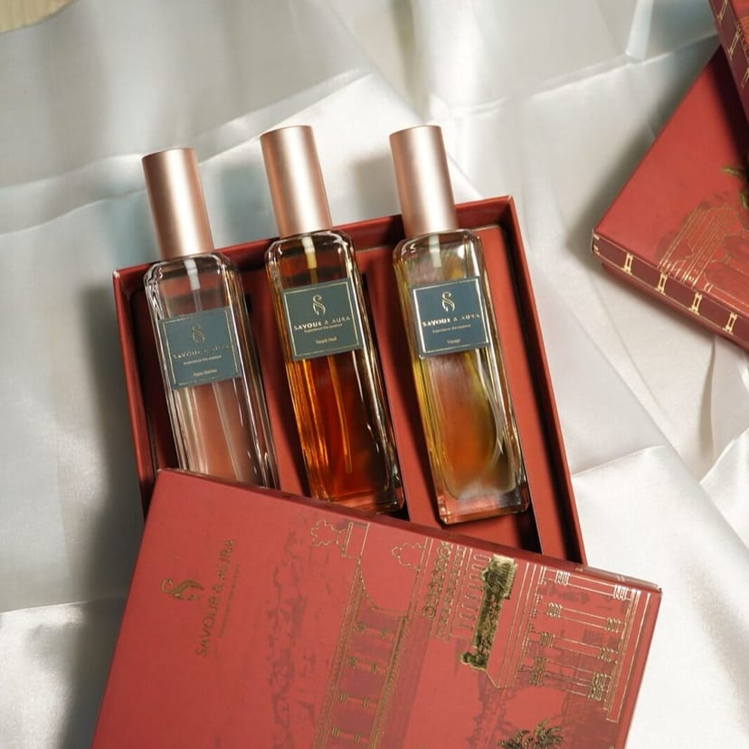 Festive Perfume Gift Box - Image 1