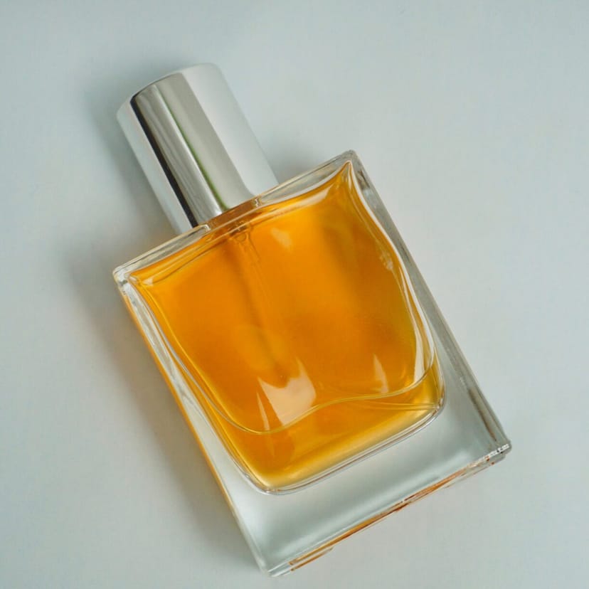 Oud Amber Eau de Parfum - Image 1